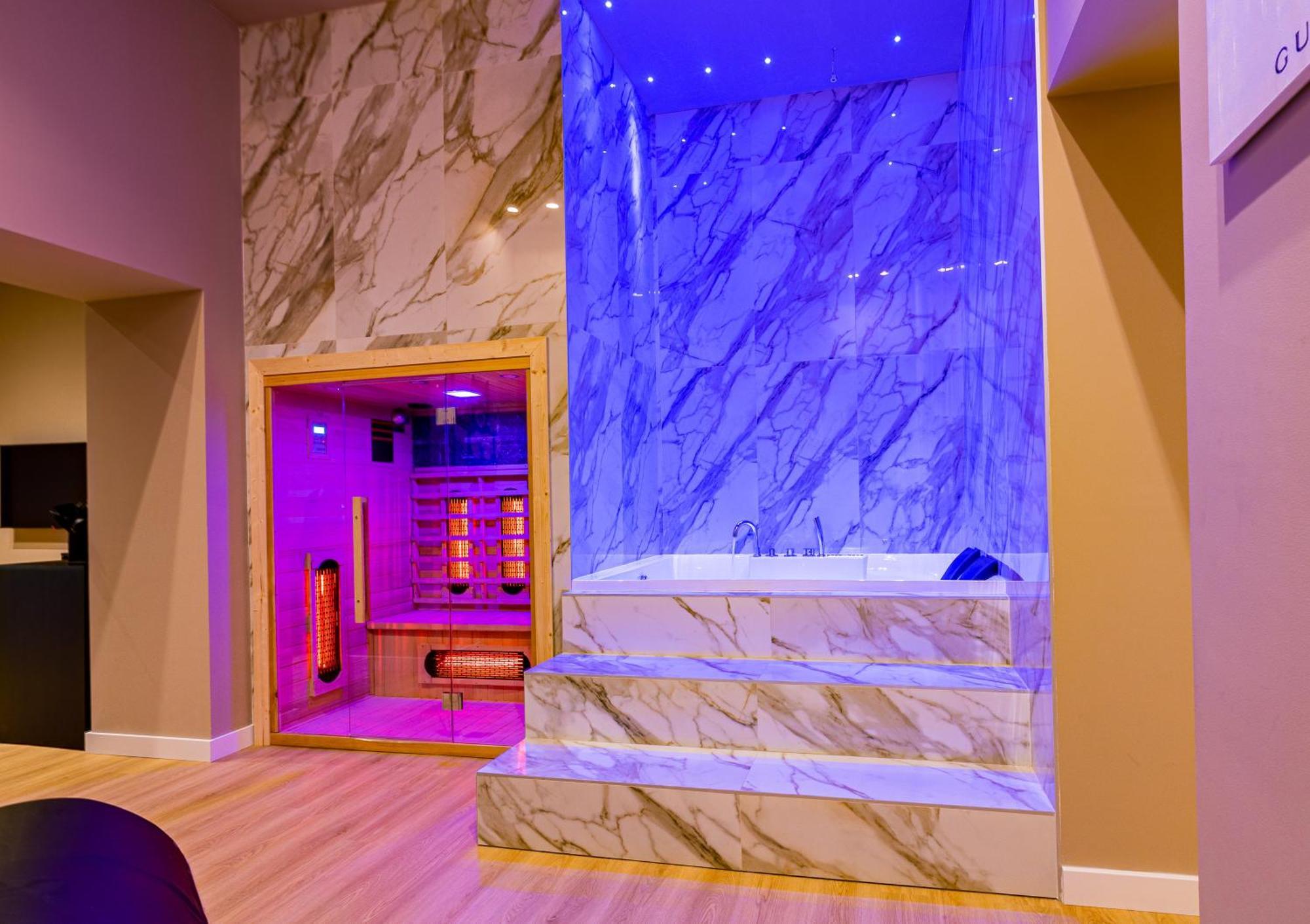Maximum Hub Suite&Spa Palermo Eksteriør billede