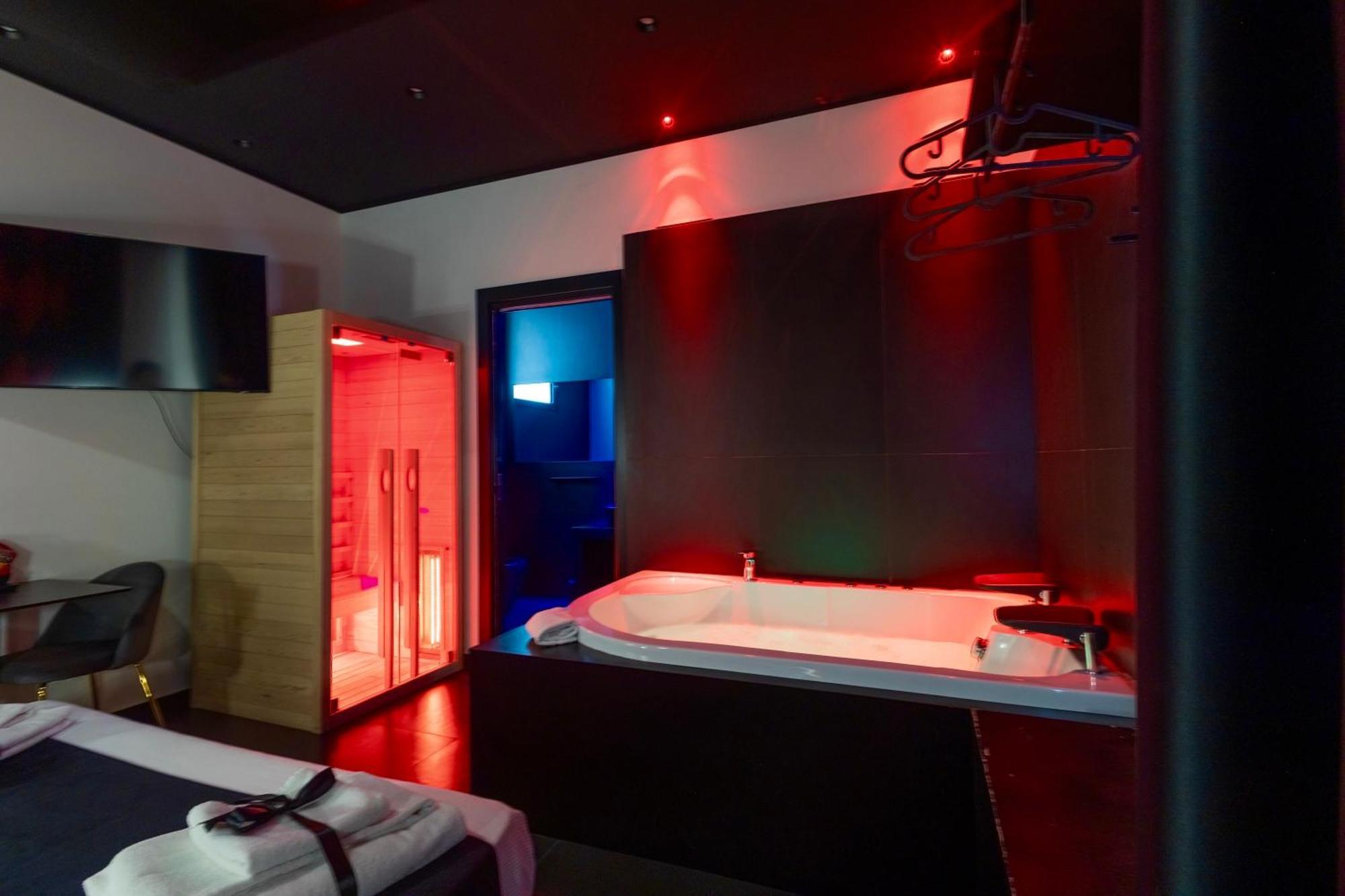 Maximum Hub Suite&Spa Palermo Eksteriør billede